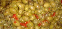 Marinierte Oliven am Markt